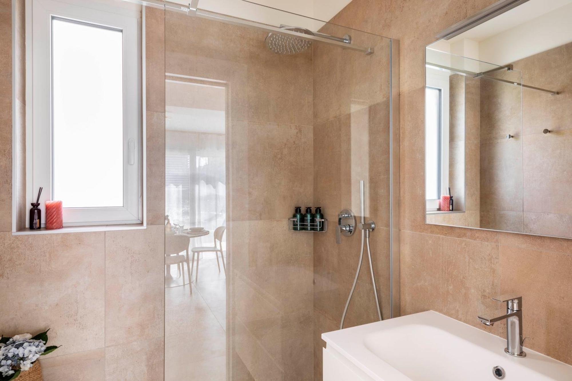 Regalia Suites - Free Parking Lugano Eksteriør bilde